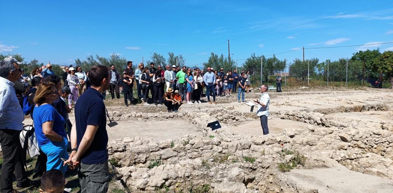 arxaia korinthos xenaghsh