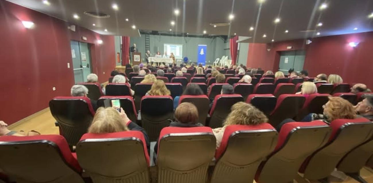 mikro-theatraki-korinthos