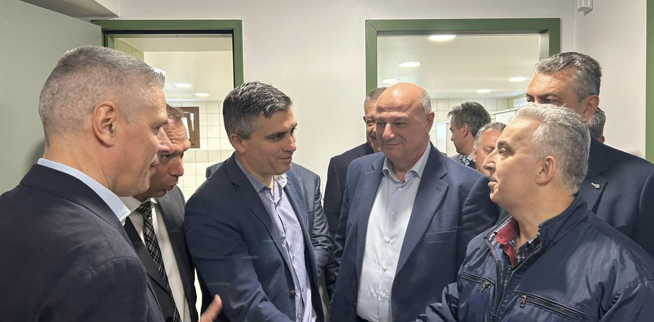 xristos-dimas-episkepsi-sxolikes-monades