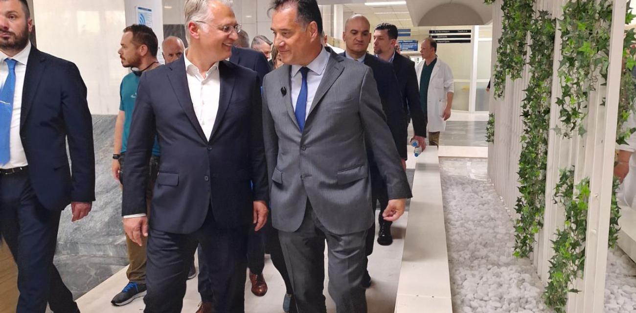 Egkainia-neas-pterygas-sto-Geniko-Nosokomeio-Kalamatas