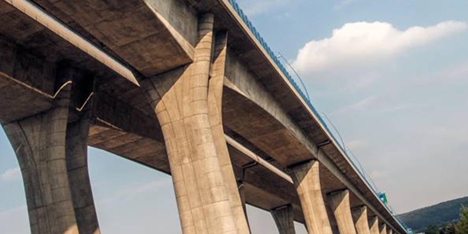 B2Green_domhsh-concrete-bridge