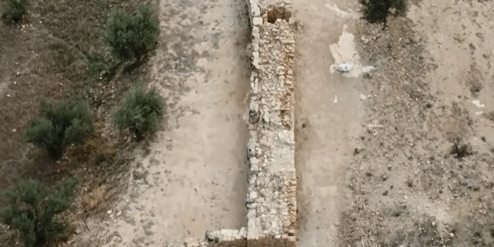 eksamilion-teixos-isthmia-korinthia