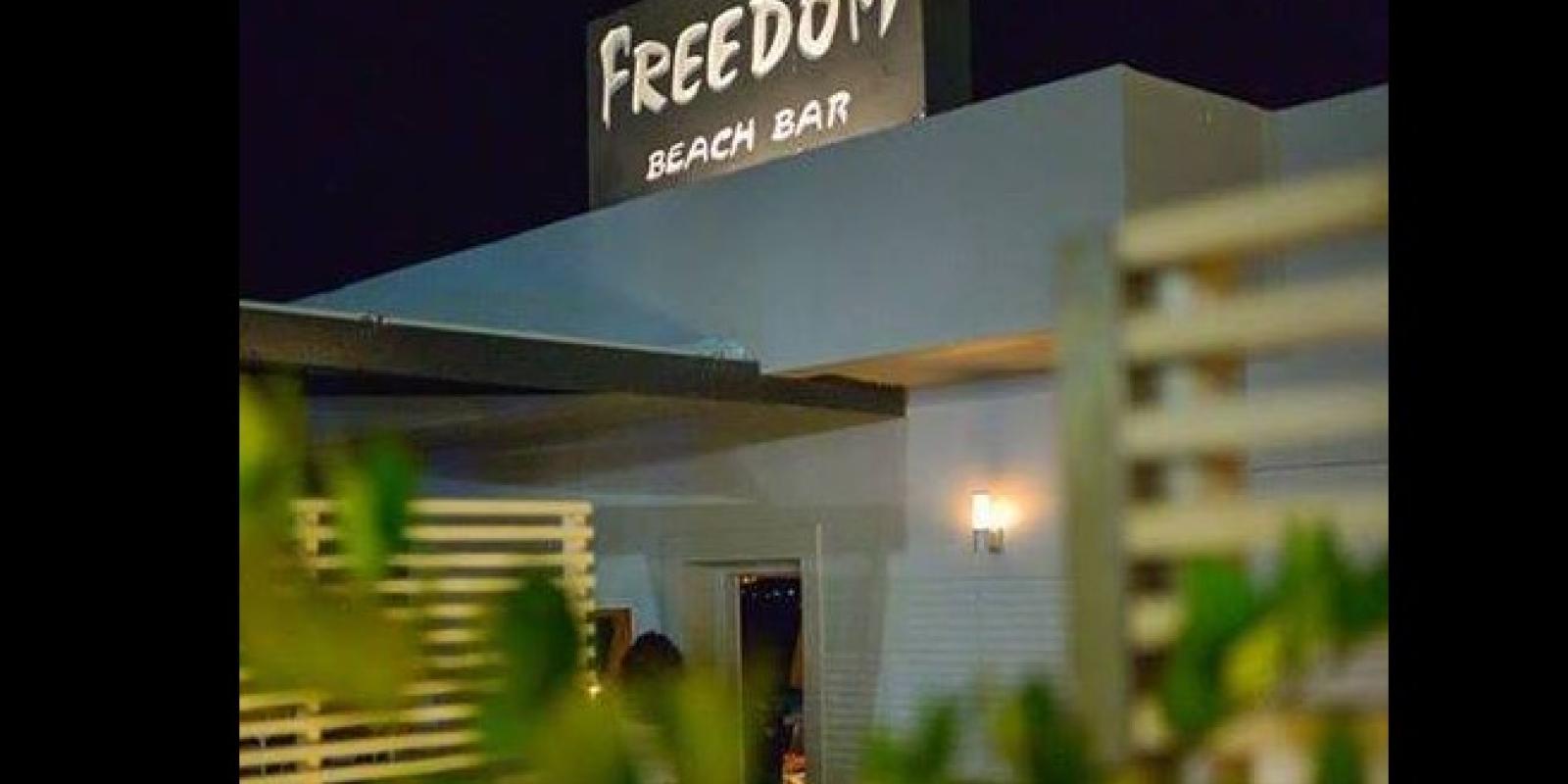 freedom-korinthos-beach-bar