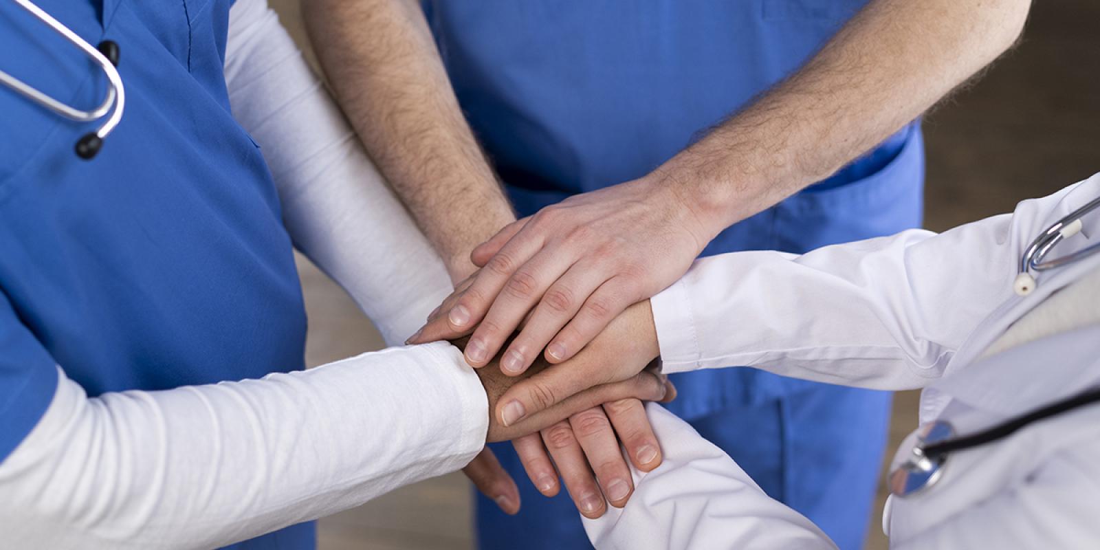 nurse-doctor-team-ready-work-day