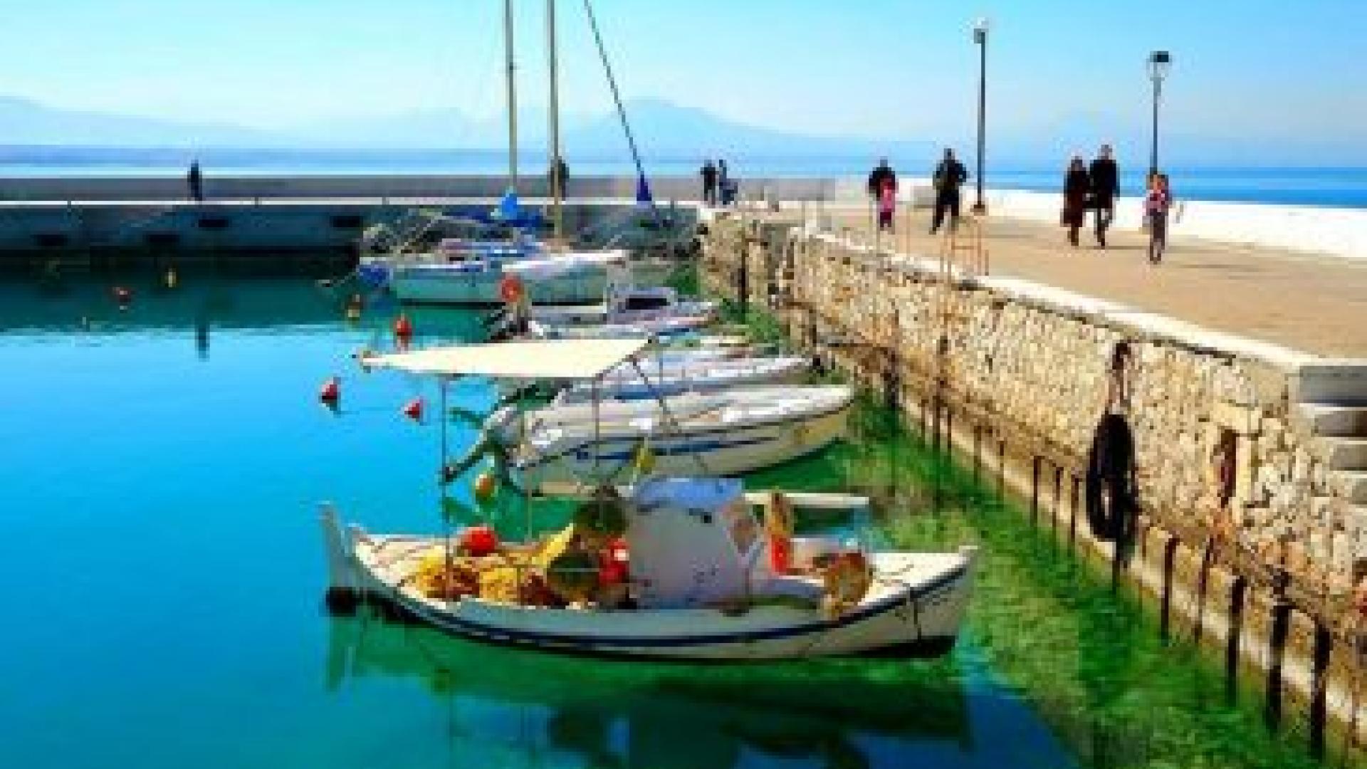 limeniko-tameio-loutraki