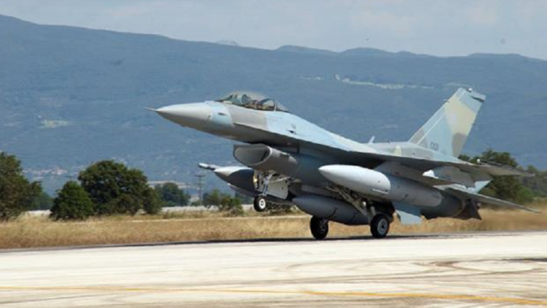 f16
