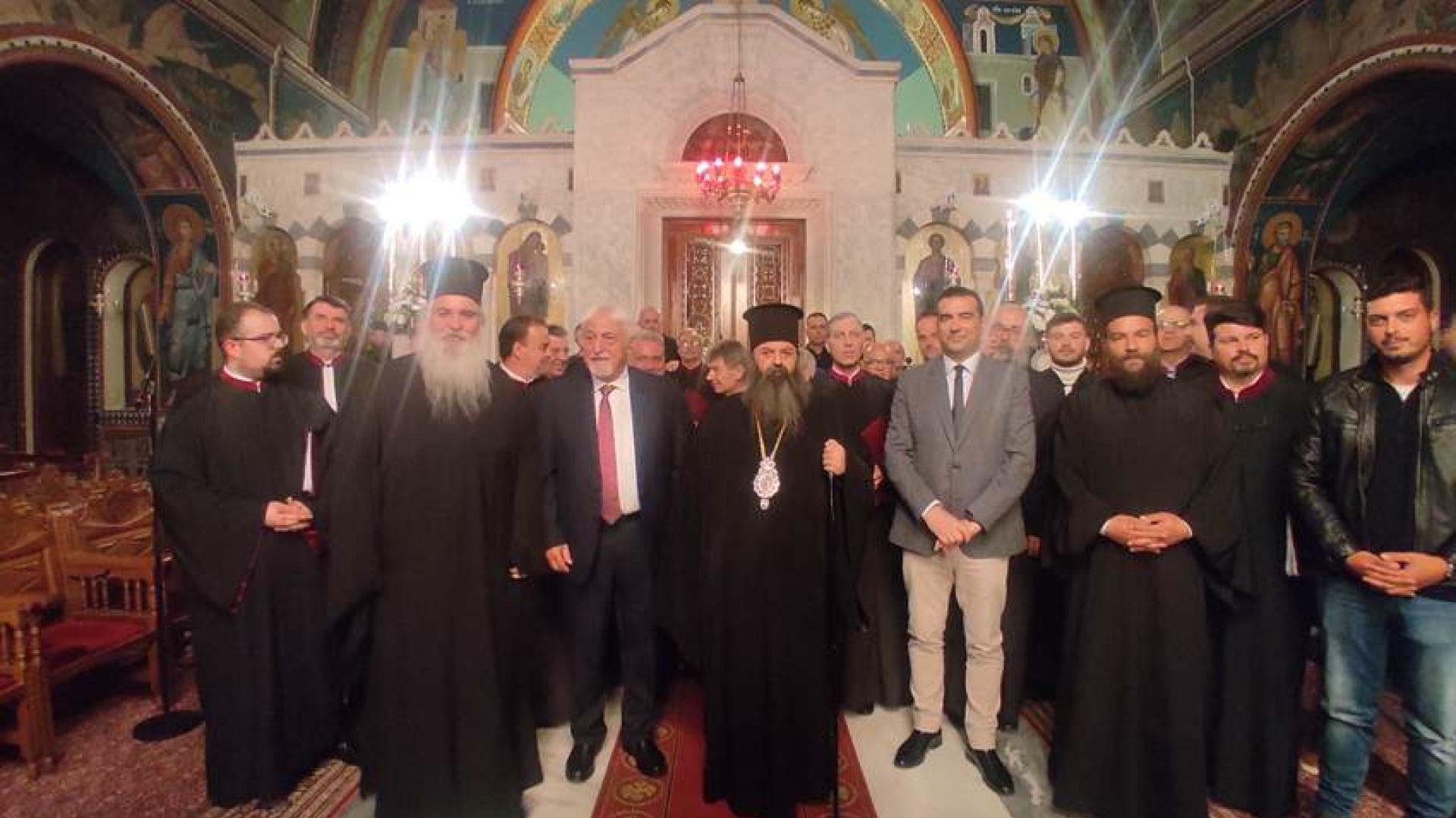 pasxalini-ekdilosi-korinthos-mitropoli-ekklisia