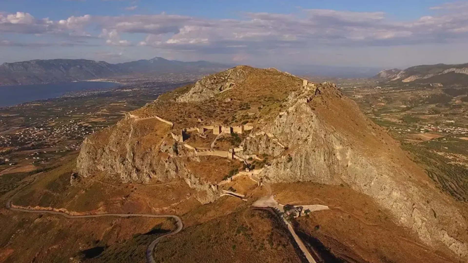 akrokorinthos-lofos-afroditis