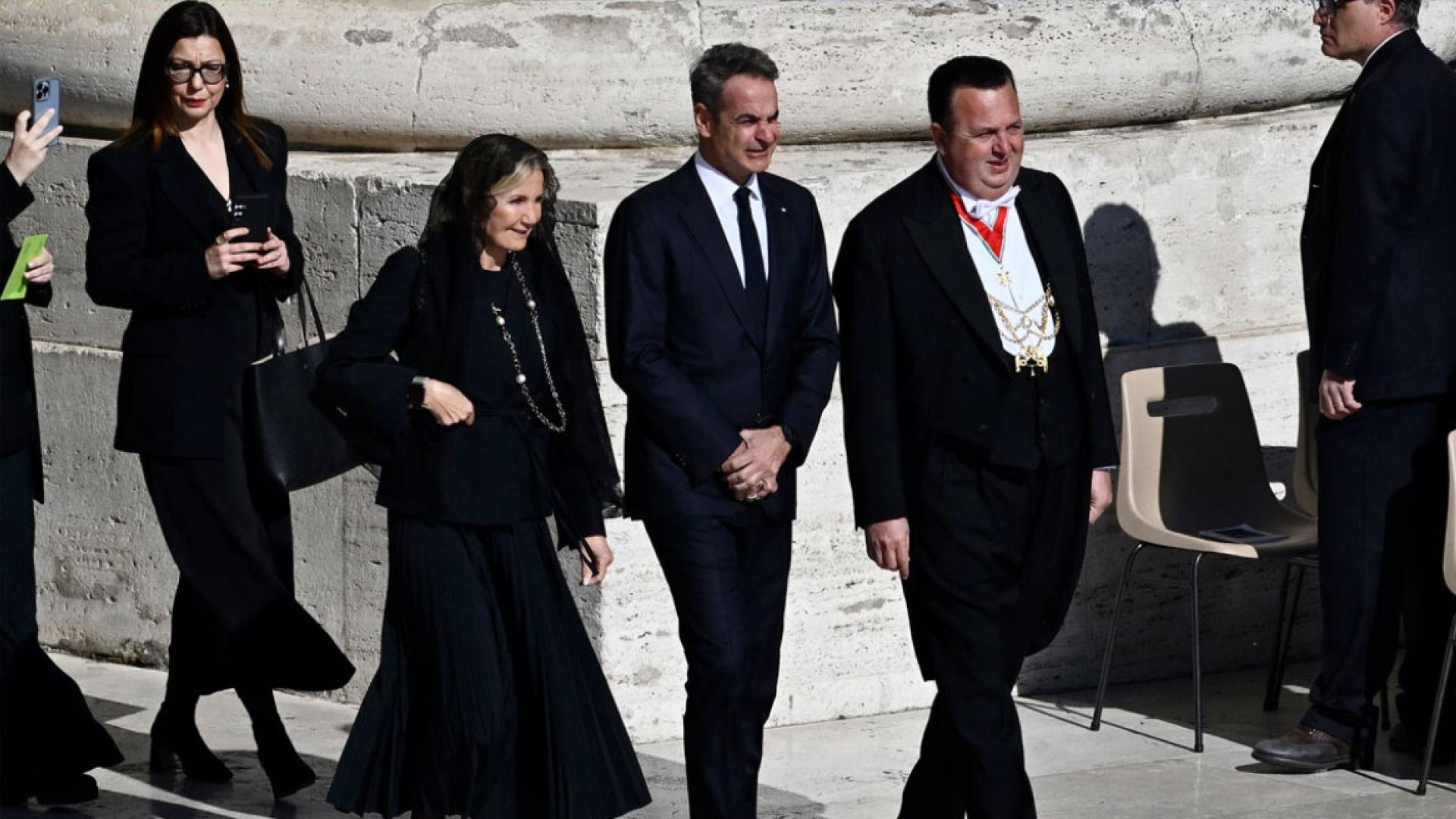 mitsotakis - papafragkiskos