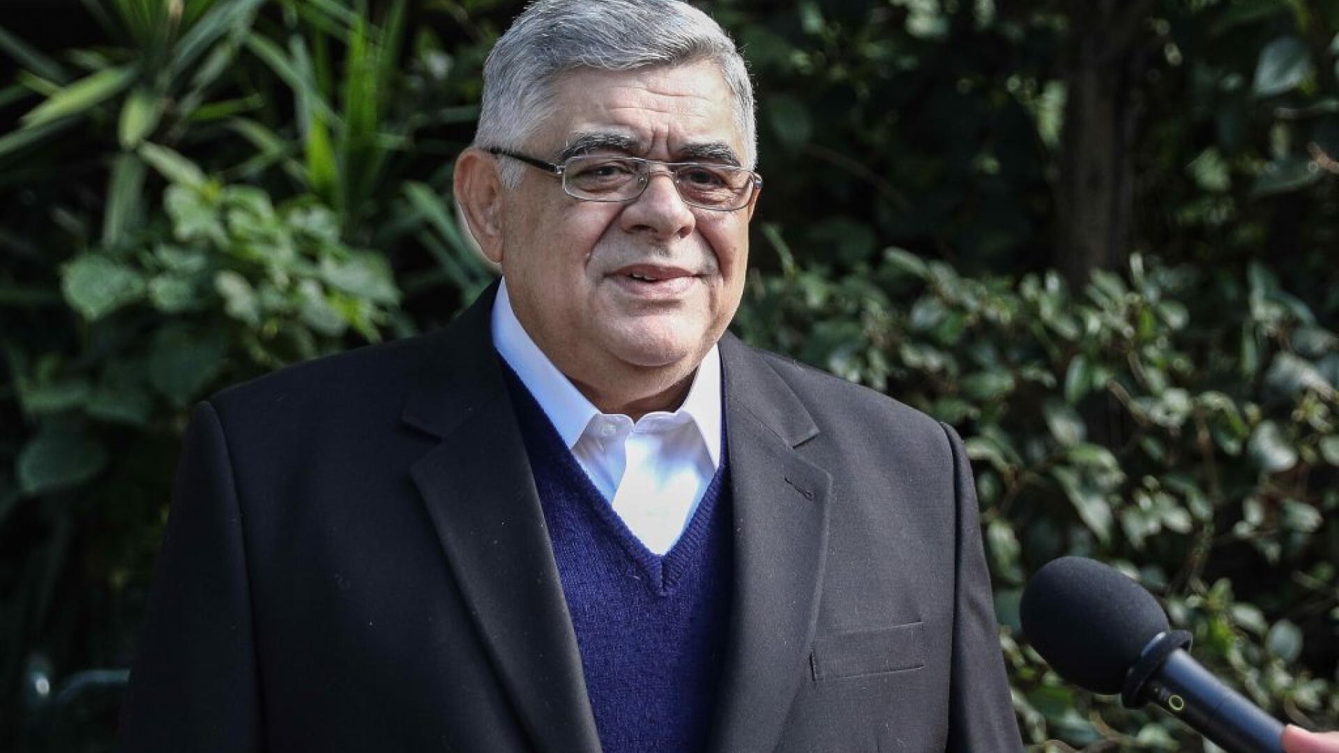 nikos-mixaloliakos